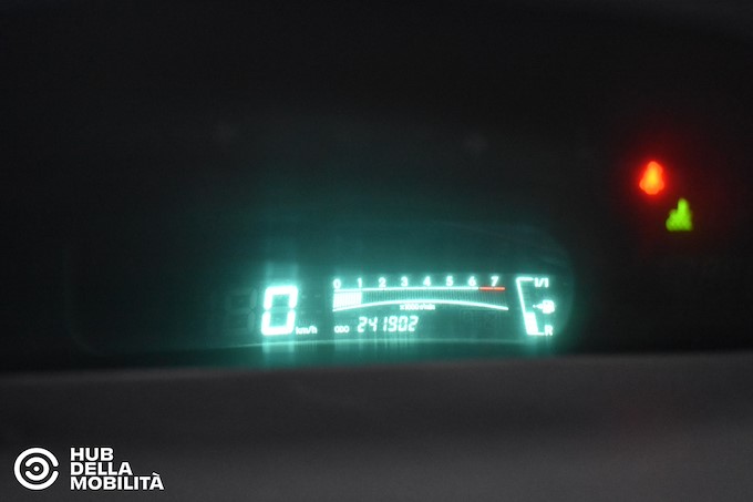 TOYOTA Yaris 1.0 5 porte Sol